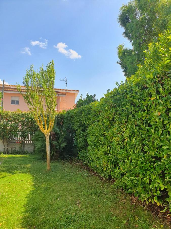Andrea'S House Villa Фиумичино Екстериор снимка